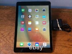 Apple iPad Air 1st Gen. 16GB Wi-Fi 9.7in +Space Grey MD785LL/B MD785B/A Open Box