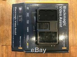 Blackmagic Design Video Assist 5 HR Monitor/ With 2 batteries