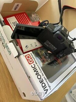 Canon EOS M50 3 Inch LCD. 4k WiFi Built in Flash+ Vlogger Kit Bundle. USED ONCE