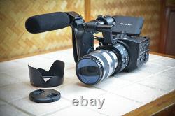 Sony NEX-FS100 (Sony FS100) Sony E 18-200mm Camcorder